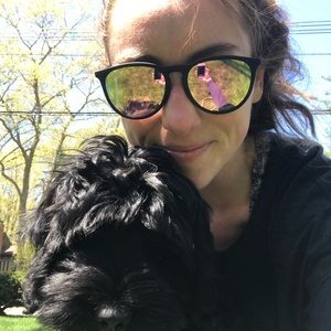 Meet your Posher, Mollie